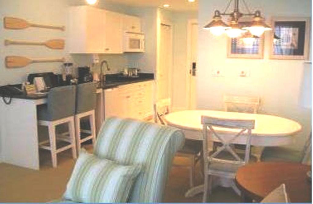 Harborside Suites At Little Harbor Ruskin Bilik gambar